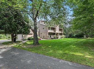 78718 Pearl Dr, Romeo, MI 48065
