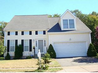 94 Greenview Ter, Middletown, CT 06457