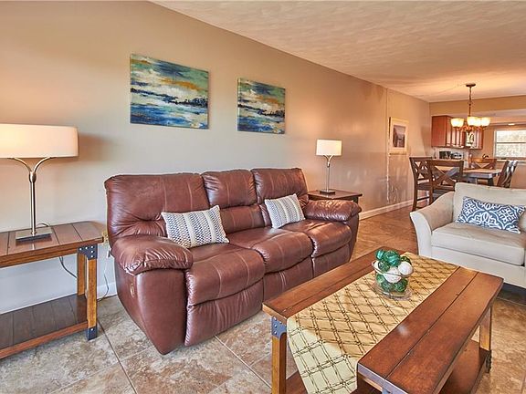3rd image of 19451 Gulf Blvd APT 206