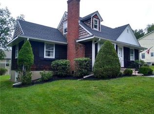 3 Highview Ave, Airmont, NY 10901