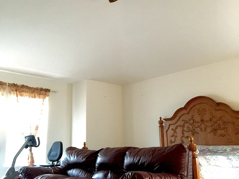 11075 Valleybrook Cir — Photo 24