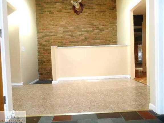 4th image of 2632 Wyckham Dr