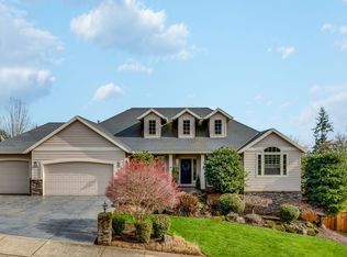 875 SW View Crest Dr, Dundee, OR 97115