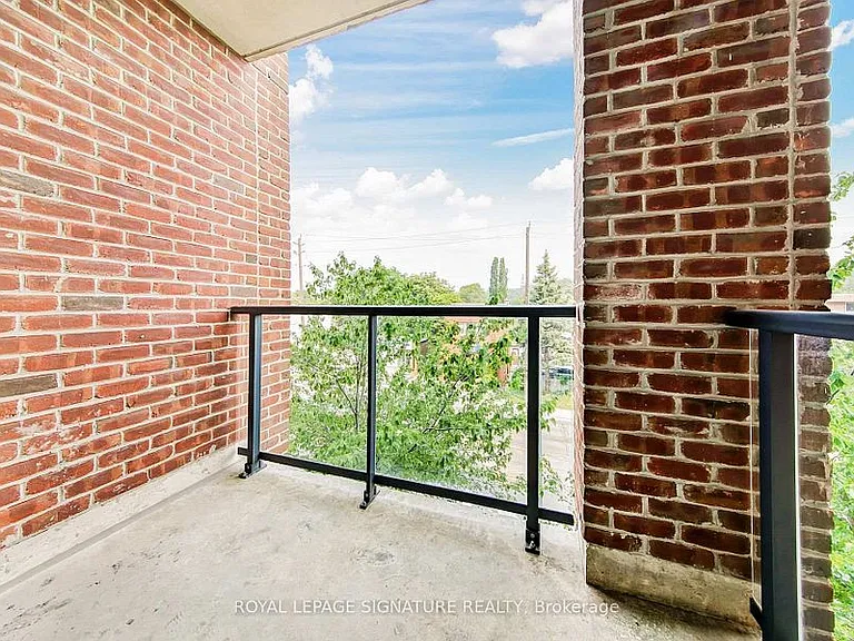 25 Earlington Ave — Photo 23