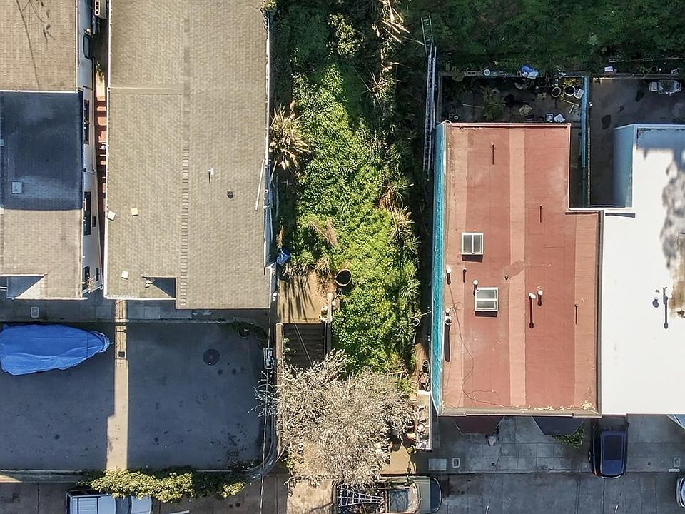 1st image of 169 Shakespeare St