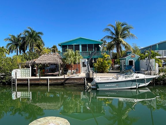 4th image of 744 Blackbeard Rd