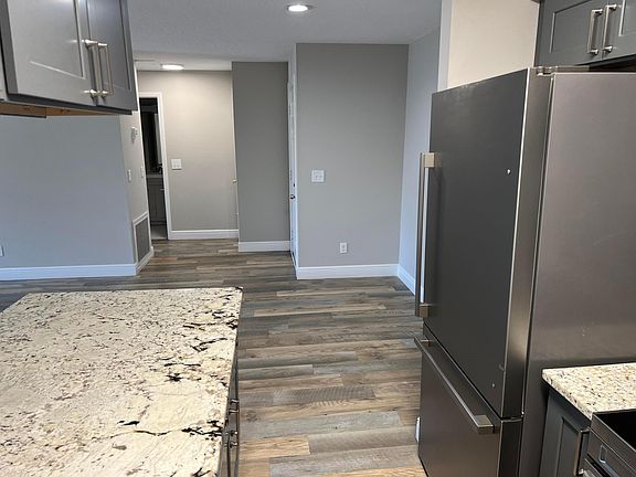 5th image of 208 Red Cedar Place #208