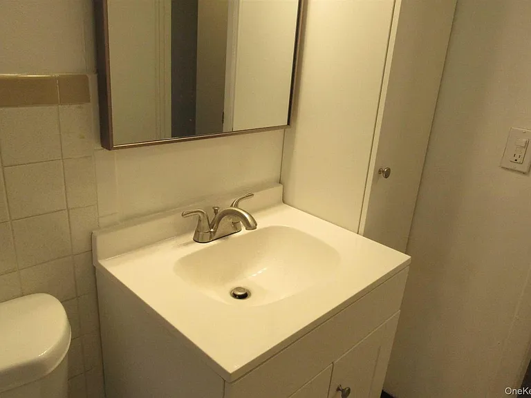 37 Alpine Dr #E — Photo 15