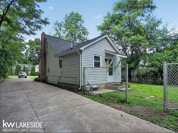 2nd image of 388 E South Blvd