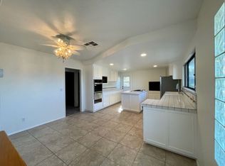 4323 Maple Ave, La Mesa, CA 91941