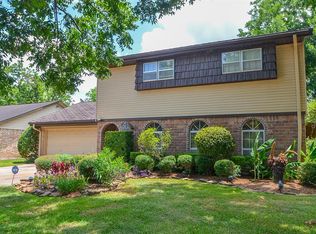 4203 R V Mayfield Dr, Houston, TX 77088