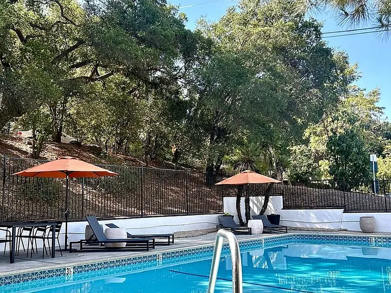 Ojai Heights — Photo 41