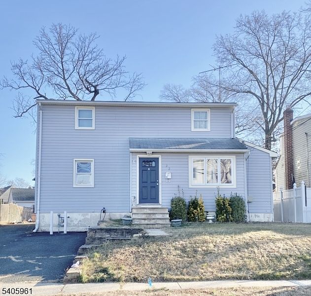 1st image of 22 Columbia Ave