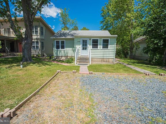 3rd image of 12907 Horn Island Dr