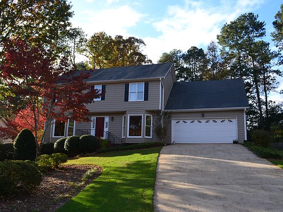 4th image of 220 Timber Laurel Ct
