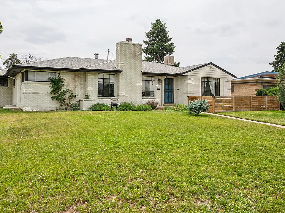 Exterior Triplex