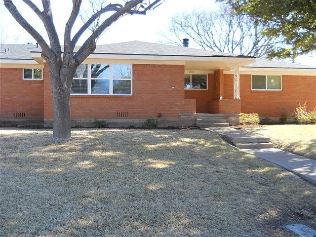 1st image of 1501 Valeska Dr