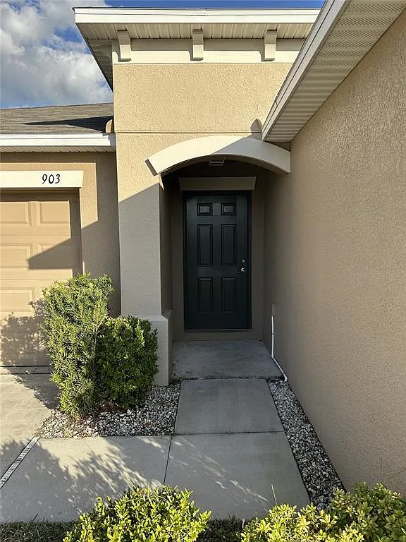 Building Photo - 903 Zone Tailed Hawk Pl