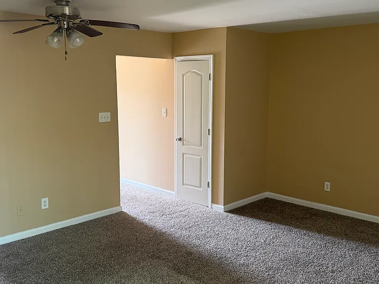 162 Delmar Ln #H — Photo 6