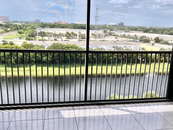 2200 S Cypress Bend Drive #805, Pompano Beach, FL 33069
