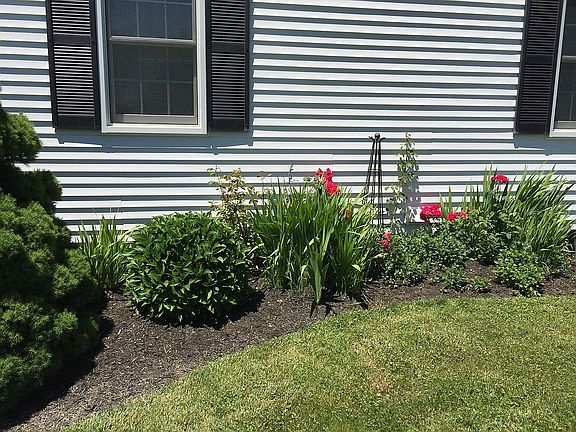 3rd image of 800 Crown Land Ln