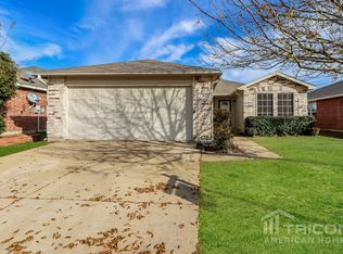 317 Silver Lake Trl, Fort Worth, TX 76140