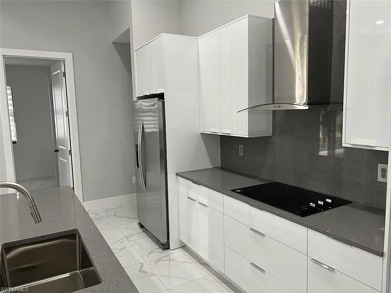 2218 Embers Pkwy W — Photo 17