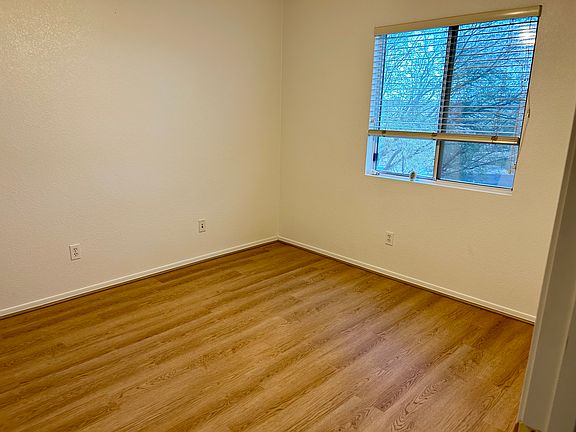 2nd fl bedroom.