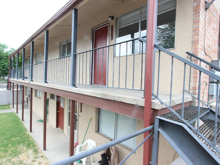 1425 Bunting Ave — Photo 15