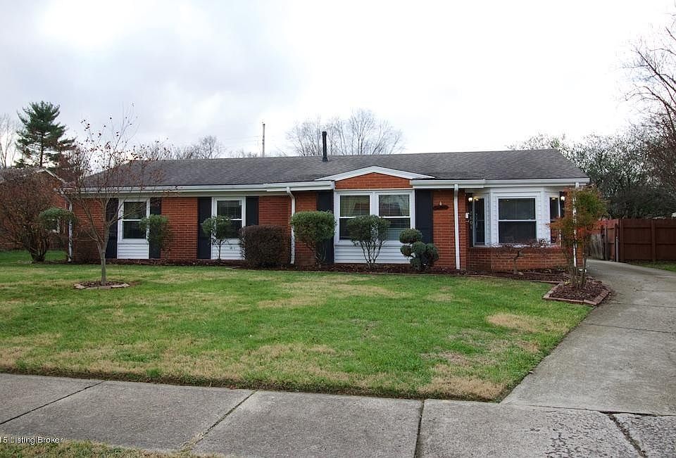 2804 Engelwood Ave 001