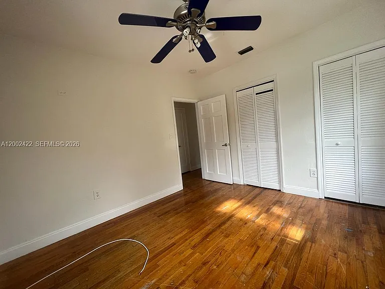 1421 SW 37th Ave #3 — Photo 8