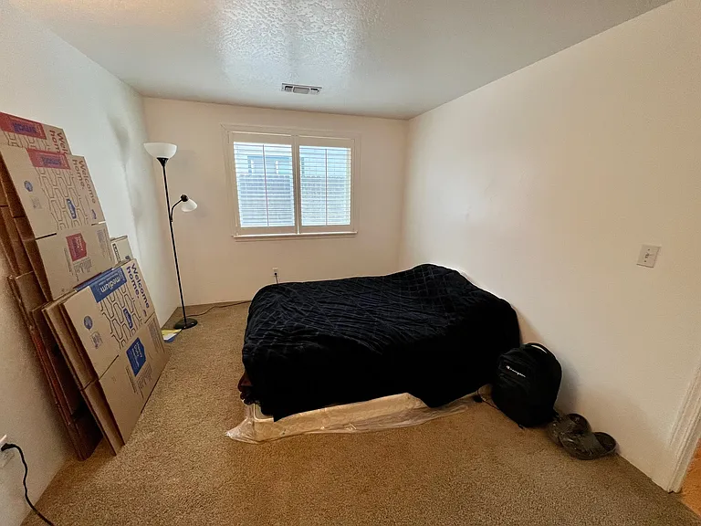 1902 Regal Ave — Photo 8