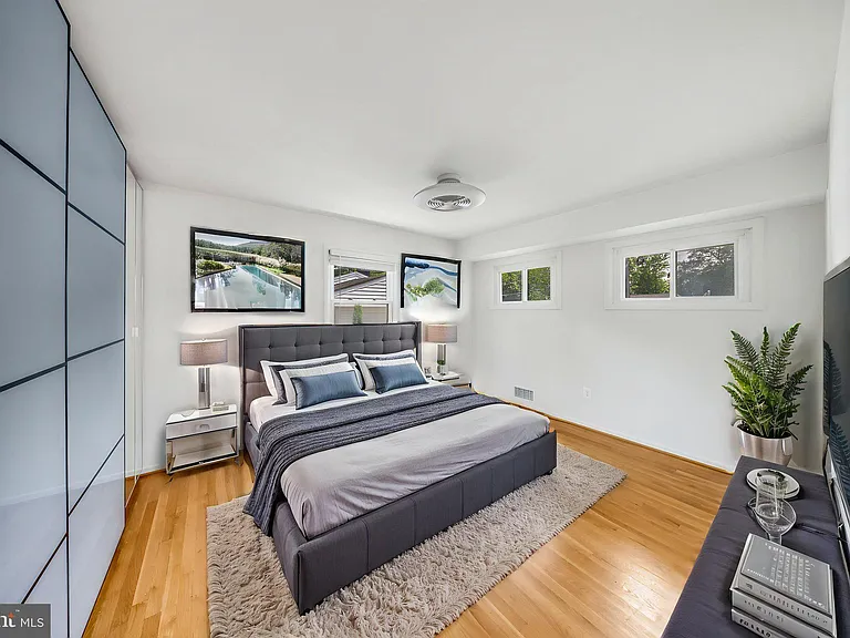 7411 Tillman Dr — Photo 17