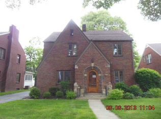 2438 Densmore Dr, Toledo, OH 43606