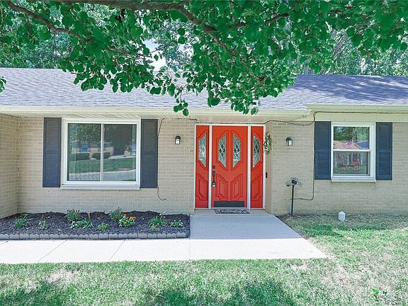 3rd image of 3938 Willow Creek Dr