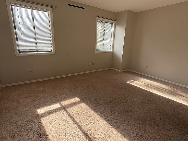 1708 N Hamilton St #C — Photo 19