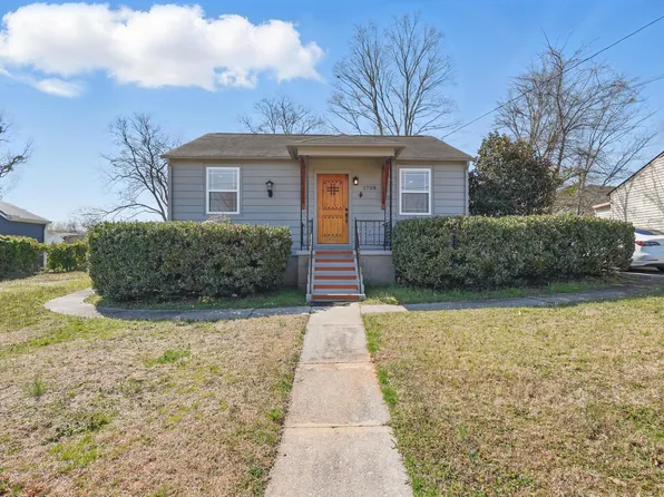 1708 Strawberry Ln, Hixson, TN 37343