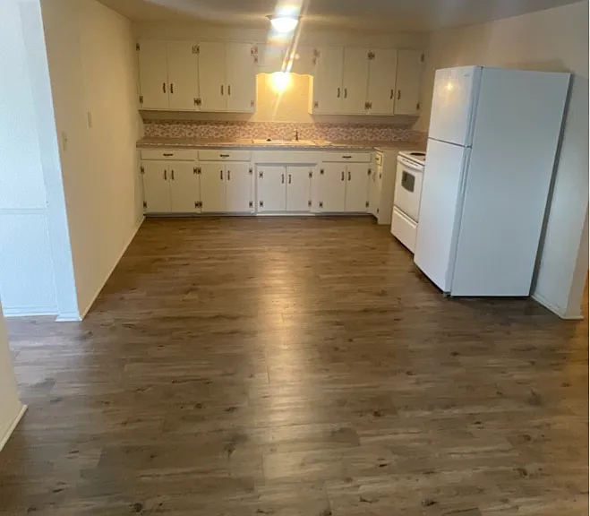 102 W Main St #2A — Photo 16