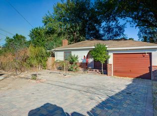 7460 Lindley Ave, Reseda, CA 91335