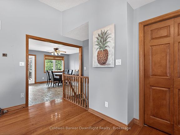 5th image of 42633 Moncrieff Rd
