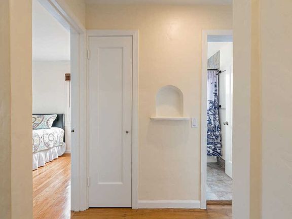 3rd image of 109 Belmont Ave