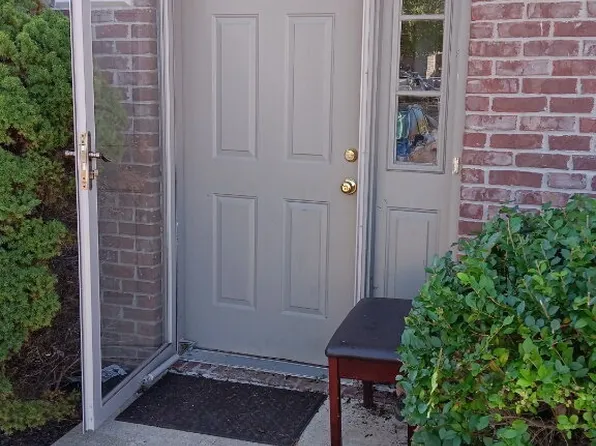 3465 S Oaklawn Cir, Bloomington, IN 47401