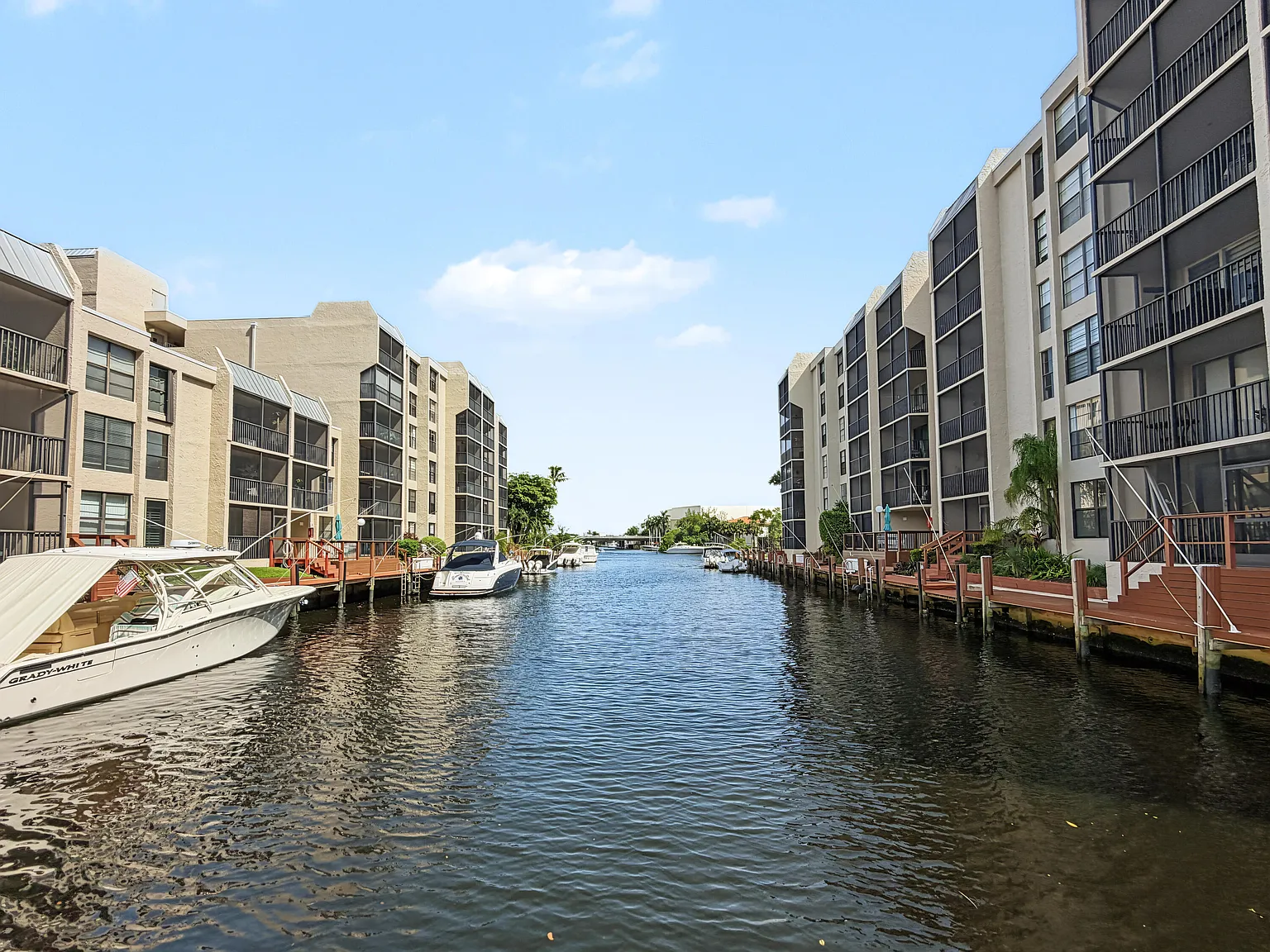 9 Royal Palm Way — Photo 1
