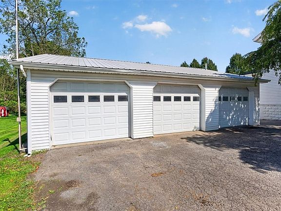5th image of 251 Winfield Rd