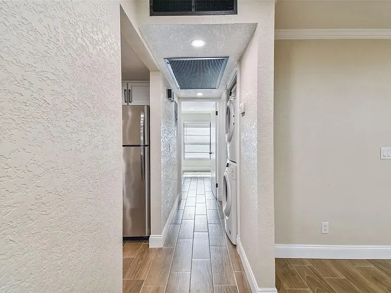 4769 Puritan Cir #401 — Photo 2