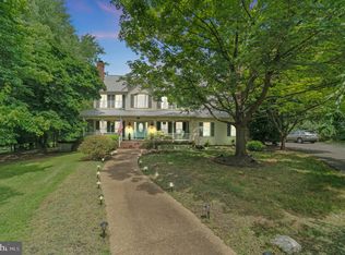 11256 Waples Mill Rd, Oakton, VA 22124