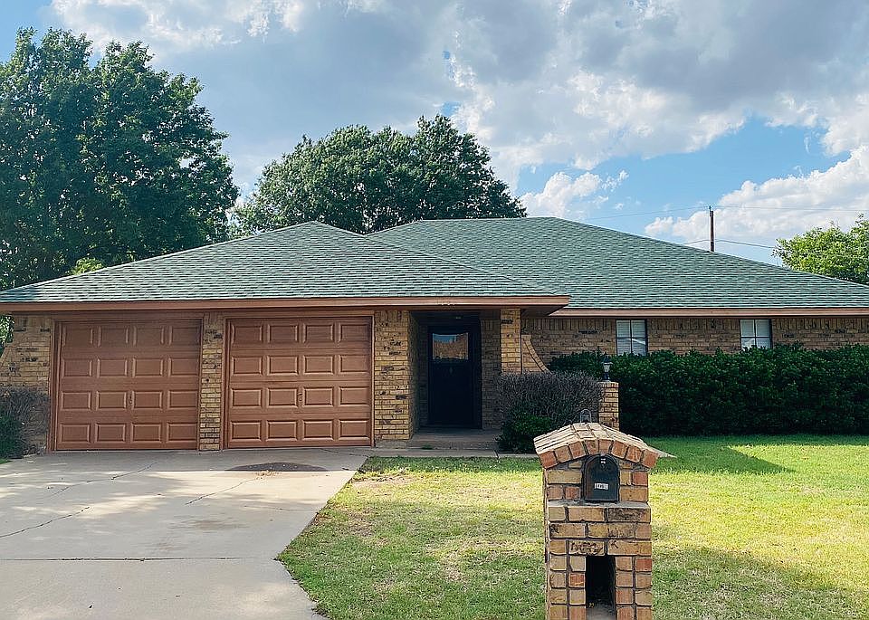 Roof is 2 yrs old in June