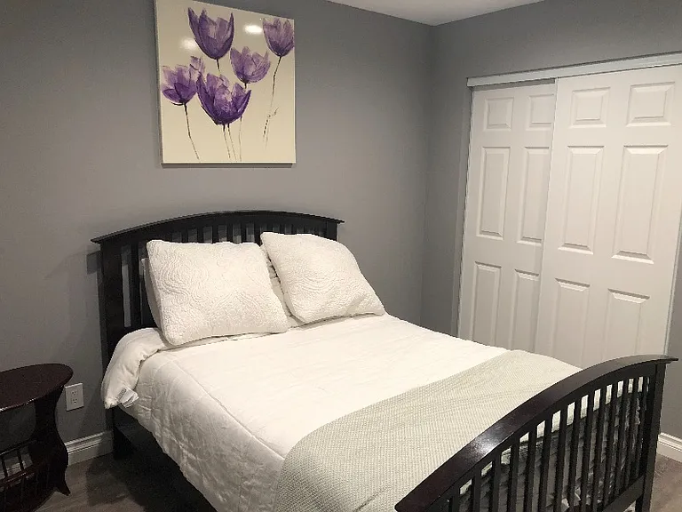7528 Gloria Ave — Photo 6