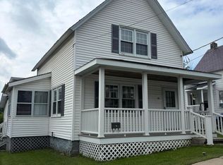 26 Adams St, Whitehall, NY 12887