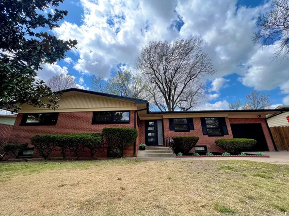 825 N Maus Ln, Wichita, KS 67212